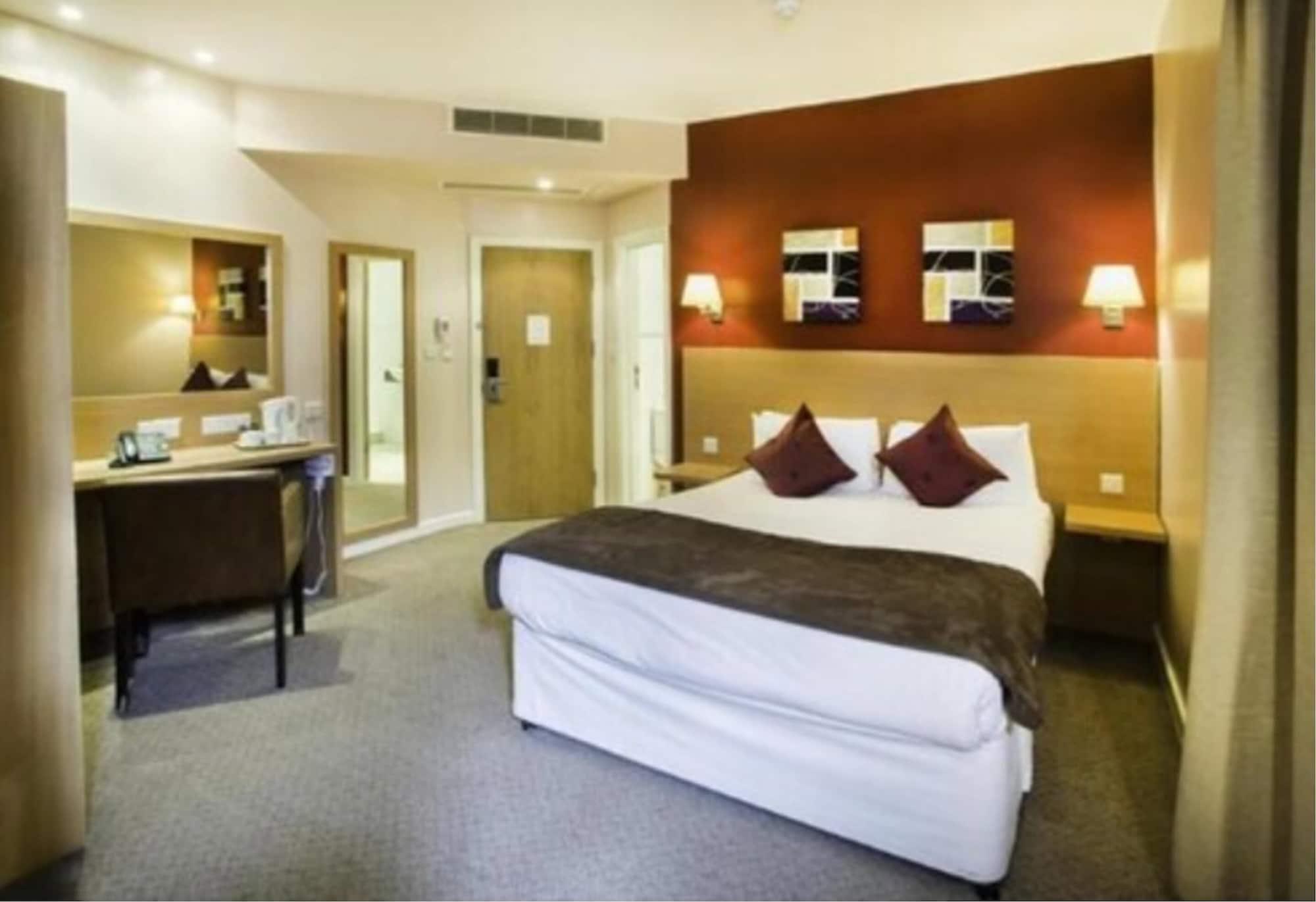 โอโย ลูตัน โฮเทล Hotel ภายนอก รูปภาพ